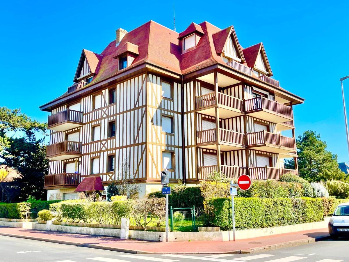 ECHAPPEE CHIC - Balcon - 150 m Casino Deauville&Plage Exterior foto